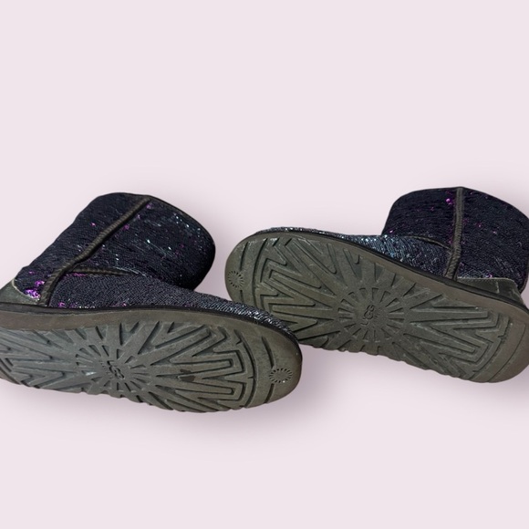 UGG Sequin Classic Short Shearling Pull On Winter Boots - Picture 6 of 9